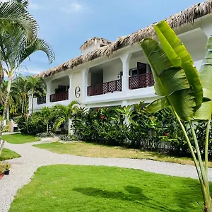 Empyrean Tropical Wellness Portillo Bed & Breakfast